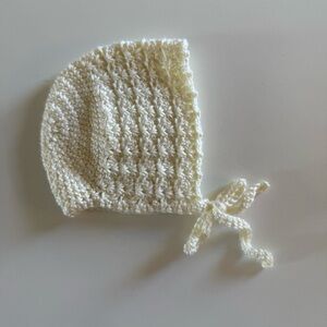 Crochet Baby Bonnet